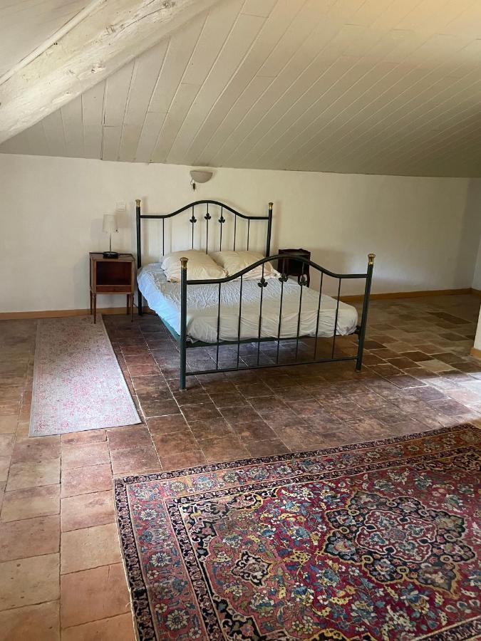 Appartamento La Gandonne Caderousse Esterno foto